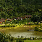 Làng Cù Lân nằm ngay dưới chân núi Lang Biang thơ mộng