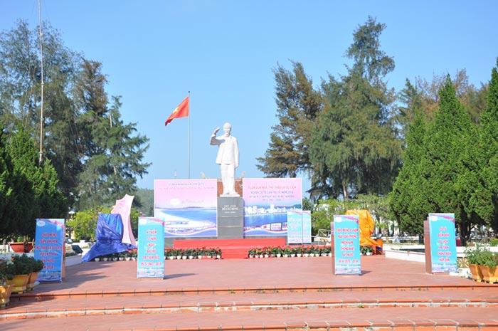 Khu tưởng niệm chủ tịch Hồ Chí Minh tại Cô Tô